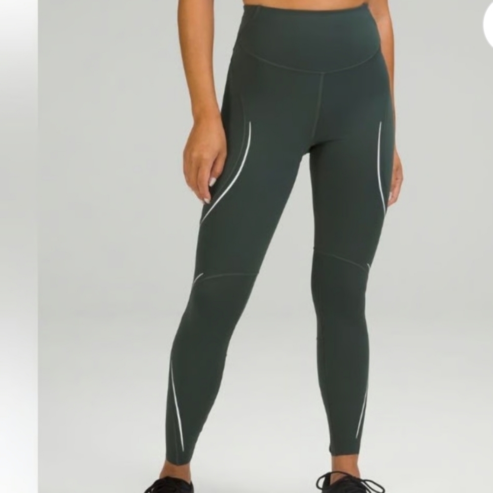 Lululemon Base Pace High Rise Reflective Tight 25" Leggings Spruce Green Size 6